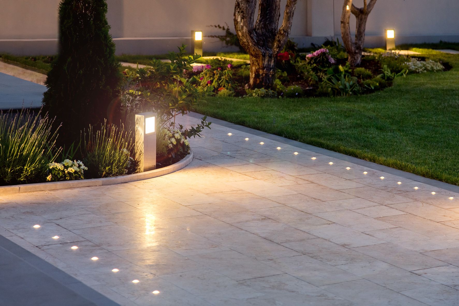 Landscape lighting company in Raleigh, NC